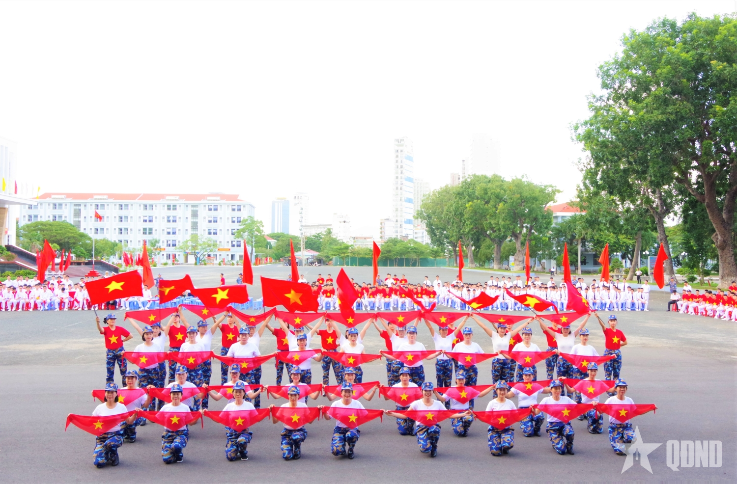 Học viện Hải quân: Thi các vũ điệu sinh hoạt tập thể, khiêu vũ quốc tế